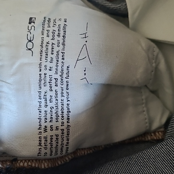 Joe's Jeans The Asher in Westferry wash. Size 31 - Picture 12 of 12